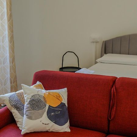 Feel - Mille Suites Bergamo Bagian luar foto