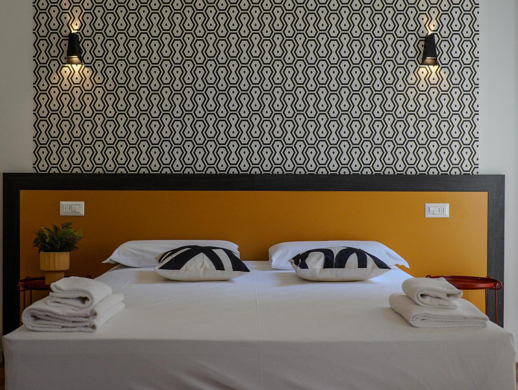 Feel - Mille Suites Bergamo Bagian luar foto