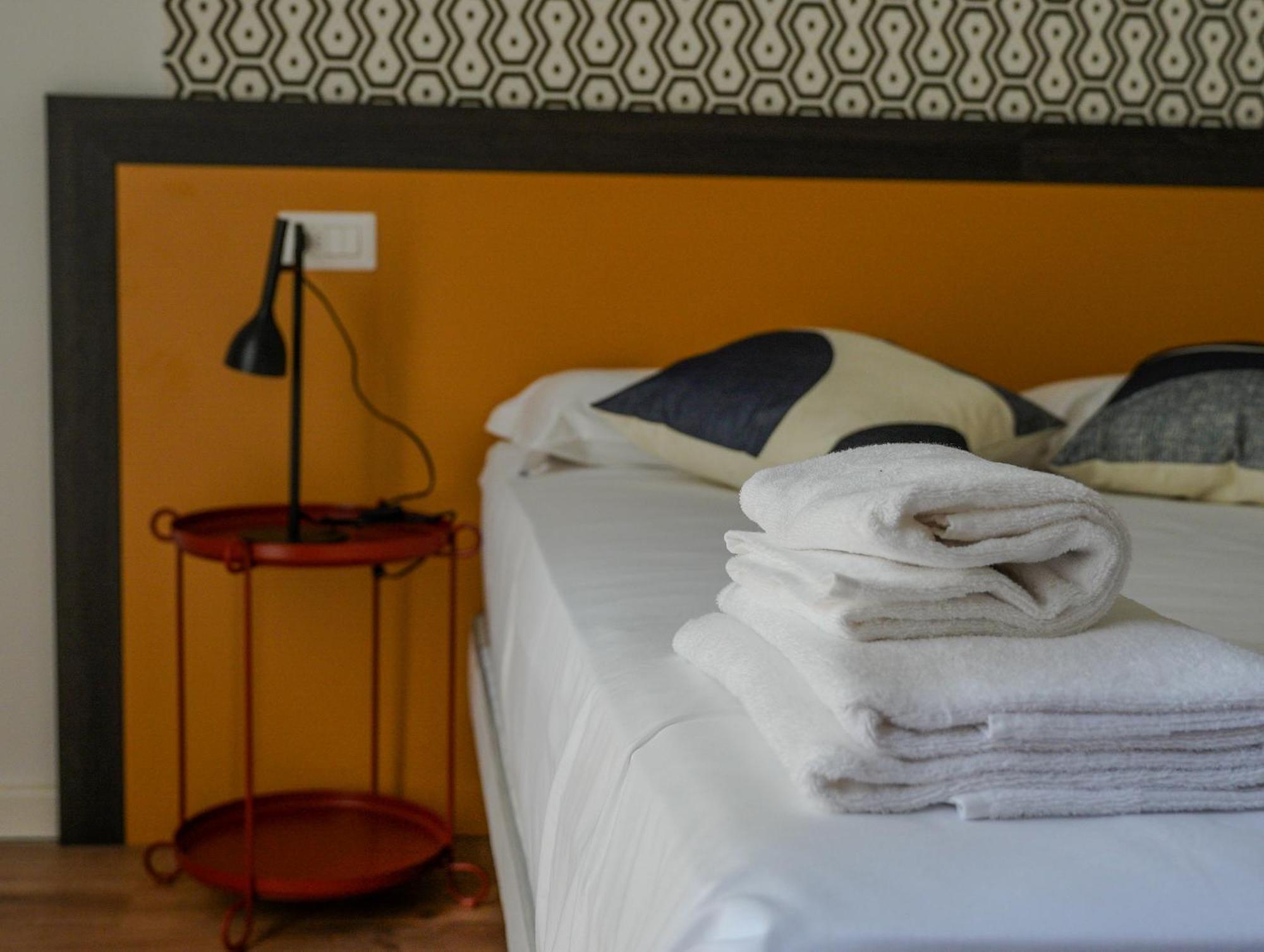 Feel - Mille Suites Bergamo Bagian luar foto