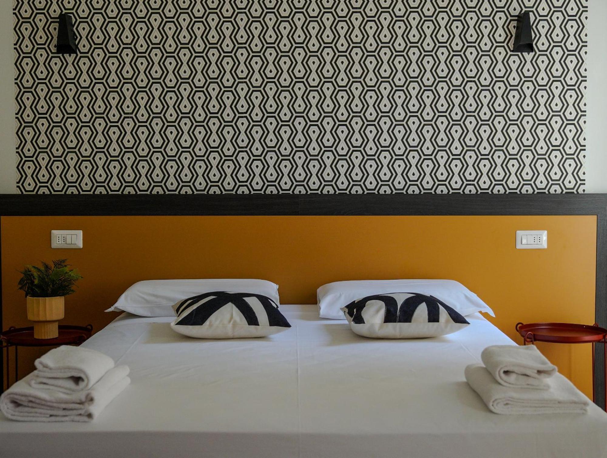 Feel - Mille Suites Bergamo Bagian luar foto