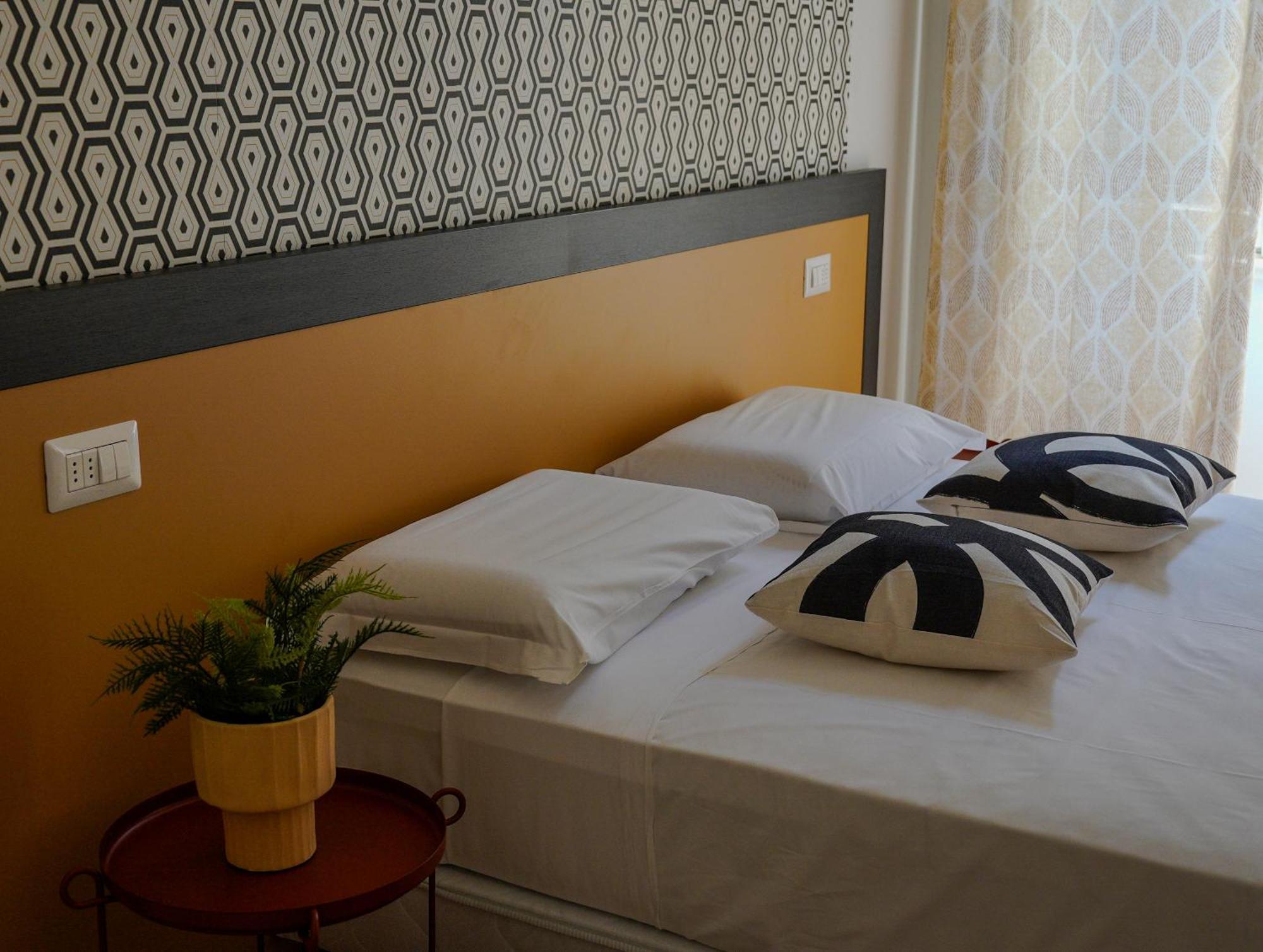 Feel - Mille Suites Bergamo Bagian luar foto