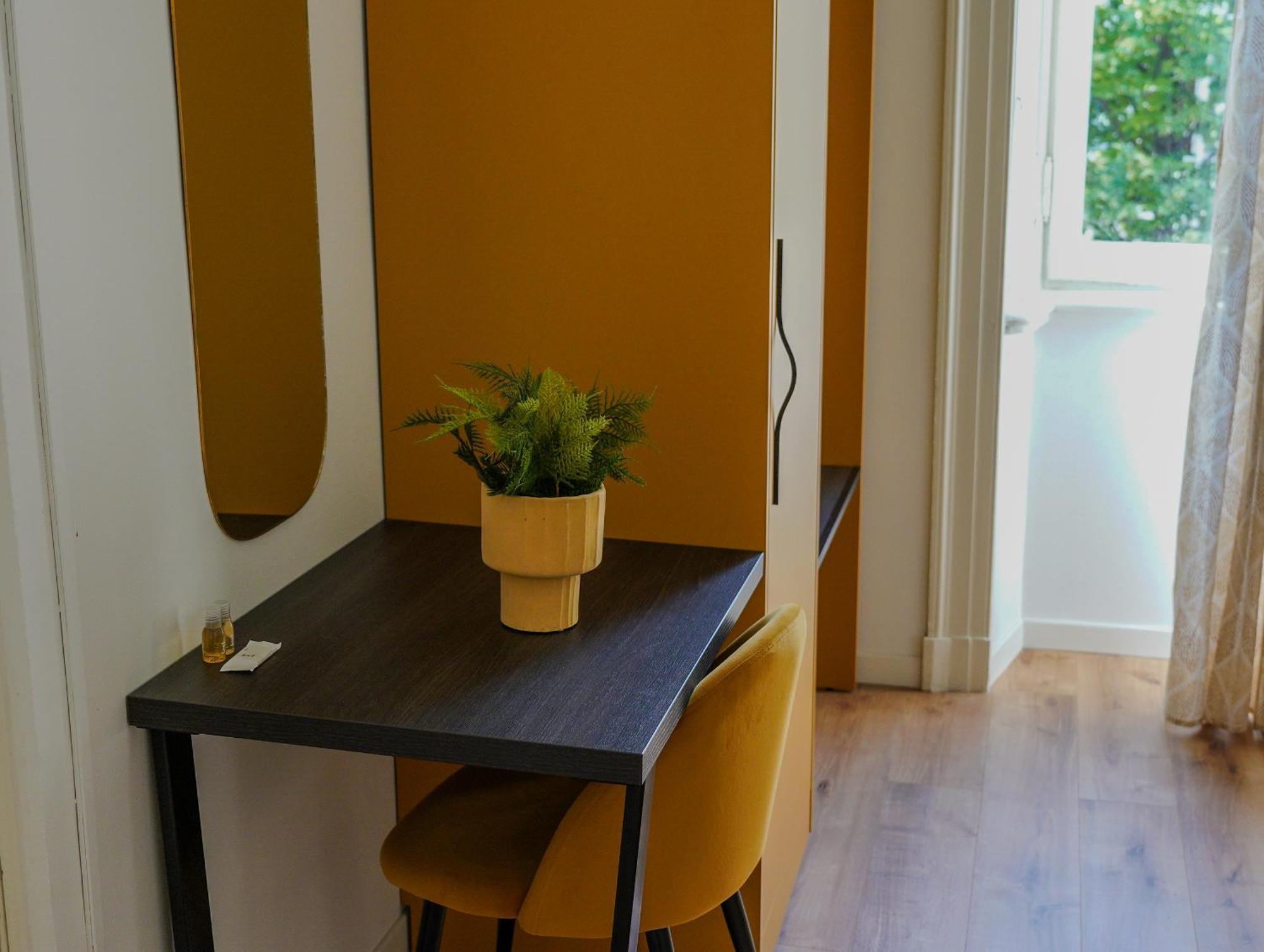 Feel - Mille Suites Bergamo Bagian luar foto
