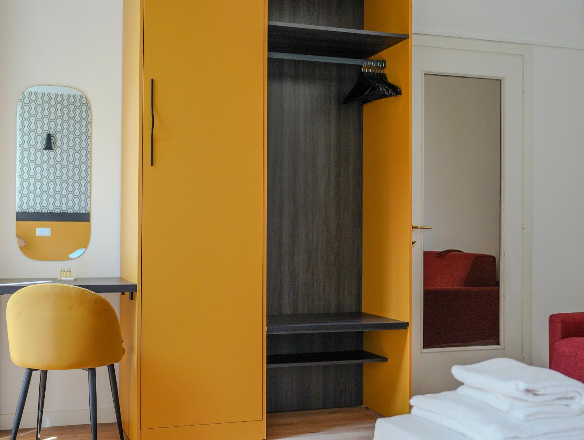 Feel - Mille Suites Bergamo Bagian luar foto