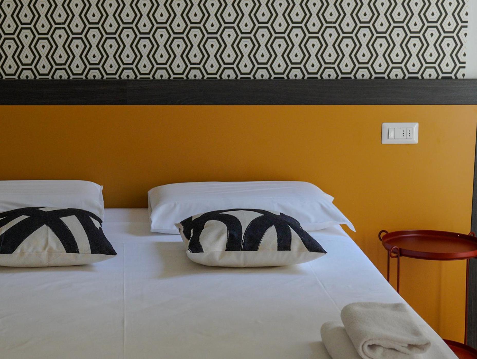 Feel - Mille Suites Bergamo Bagian luar foto